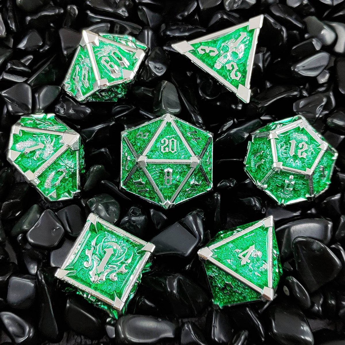 Metal dice set Demon skull