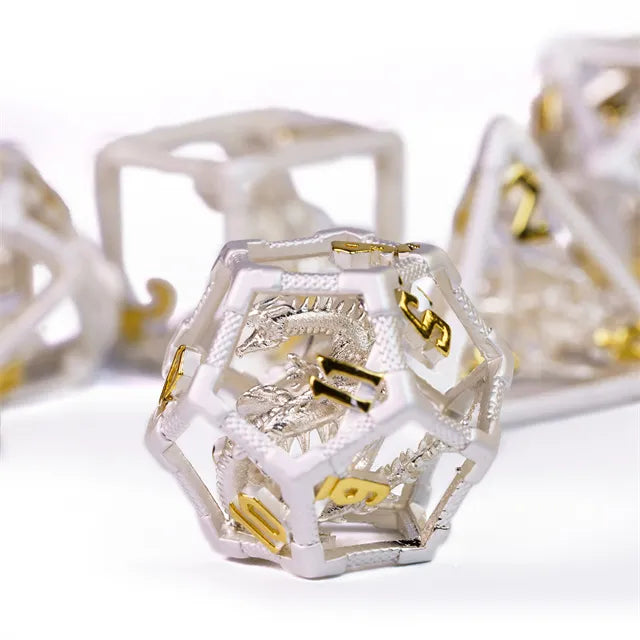 Hollow Metal dice set DRAGON