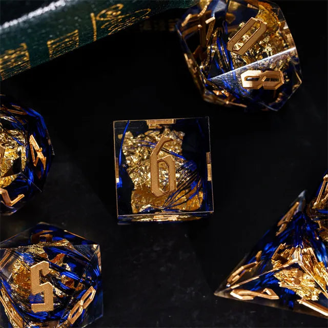 Handmade sharp edge Feather&Goldfoil  DND Dice