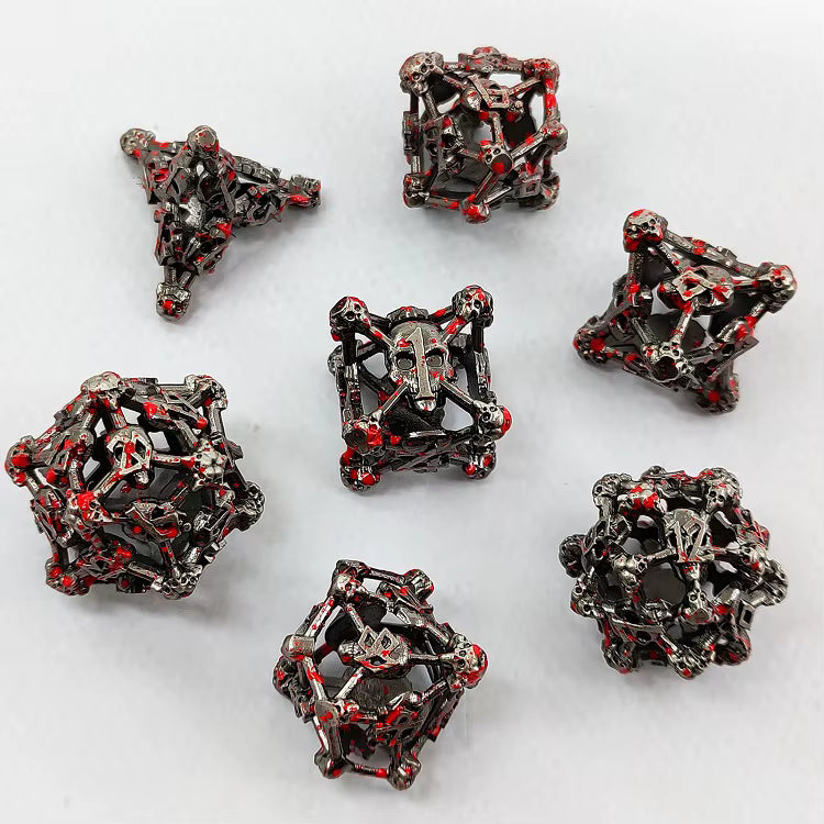 Hollow skull metal dice set