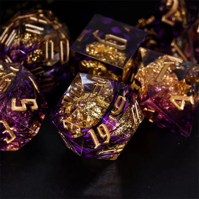 Handmade sharp edge Feather&Goldfoil  DND Dice